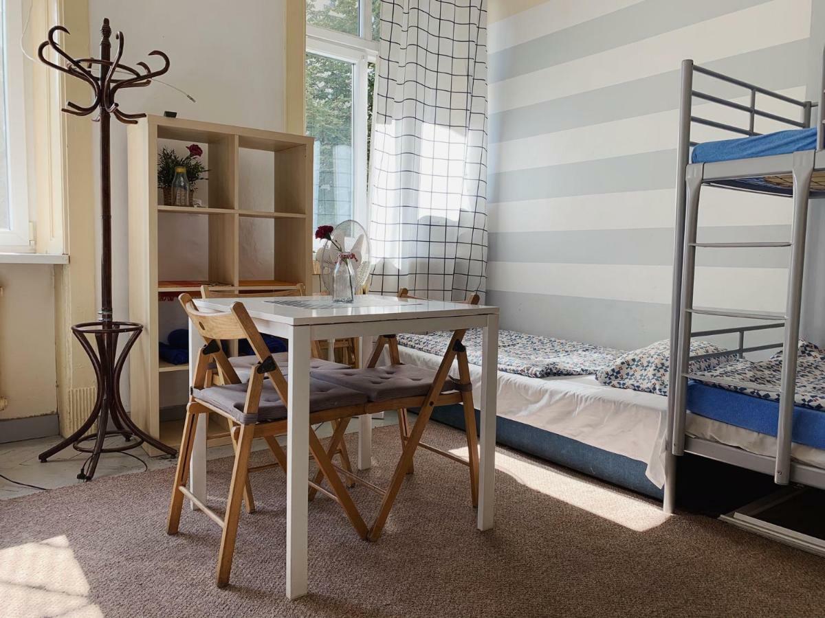 Hostel Aleje 28 كراكوفيا المظهر الخارجي الصورة